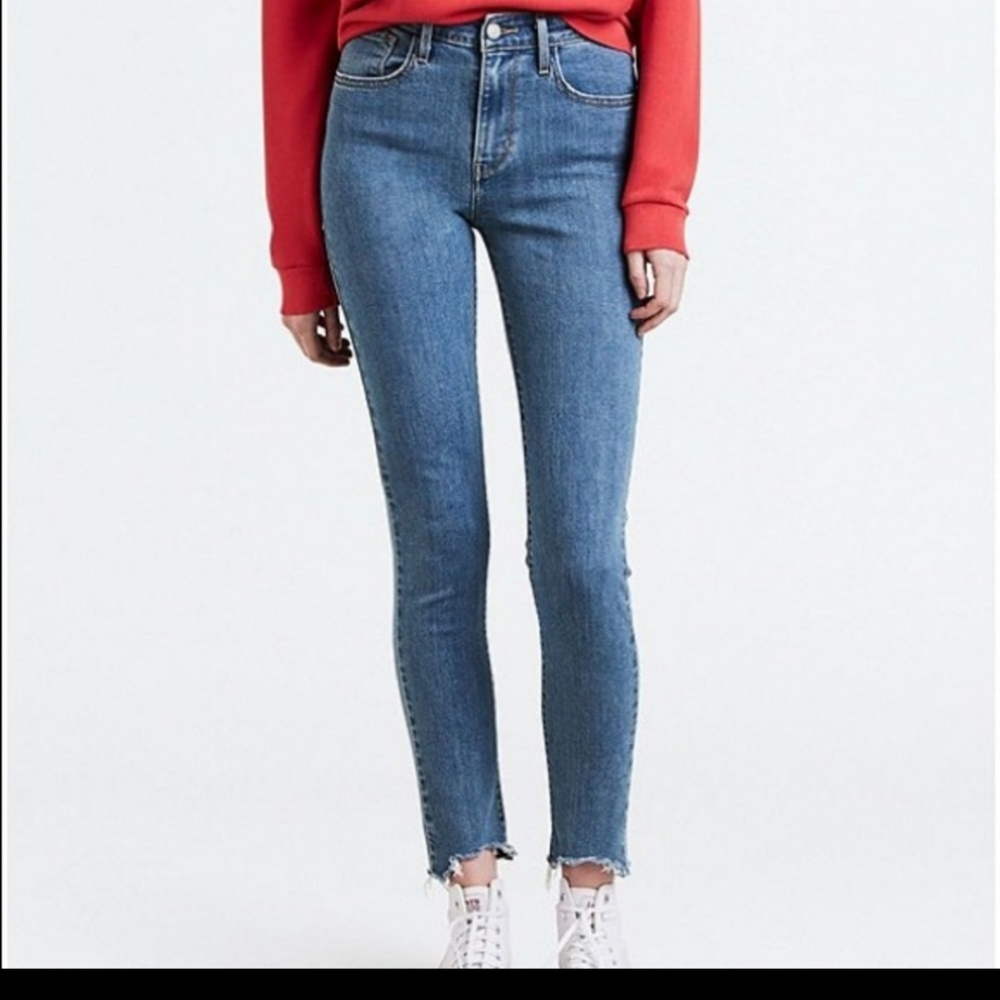 Levi's 721 High Rise Skinny Jeans Raw Hem Size 31